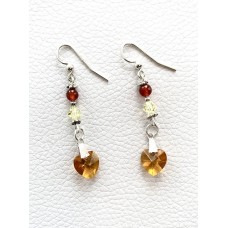 054 boucles d'oreilles coeur jaune, cornaline